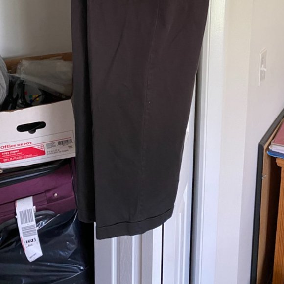 Robert Amerigo Dress Pants (40x32) - Picture 2 of 5